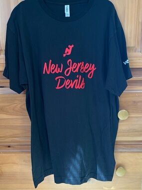 New Jersey Devils Black Short-Sleeve Tee with Red Script